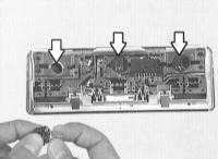  Замена ламп накаливания внутреннего освещения BMW 3 (E46)
